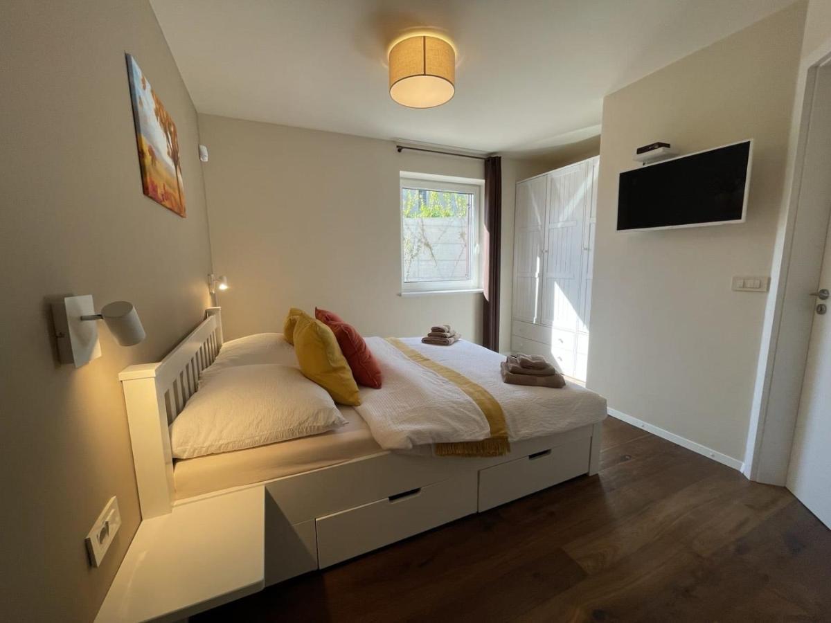 Luxury Villa Gradin Gracisce ภายนอก รูปภาพ