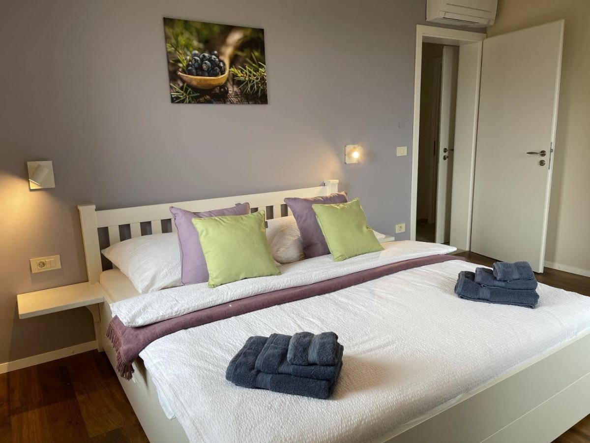 Luxury Villa Gradin Gracisce ภายนอก รูปภาพ