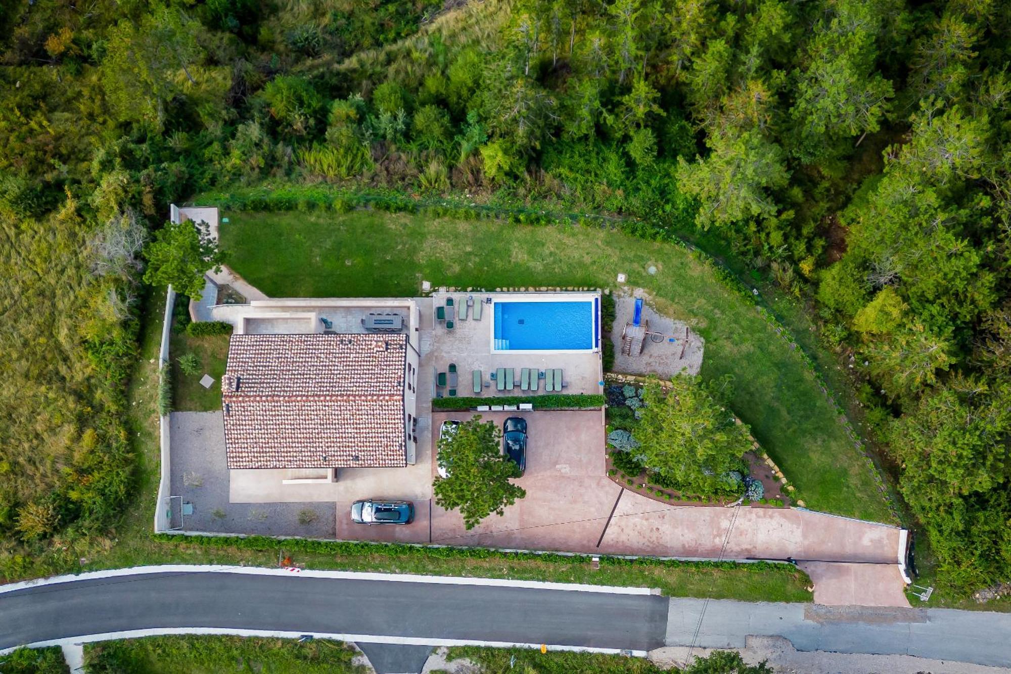 Luxury Villa Gradin Gracisce ภายนอก รูปภาพ